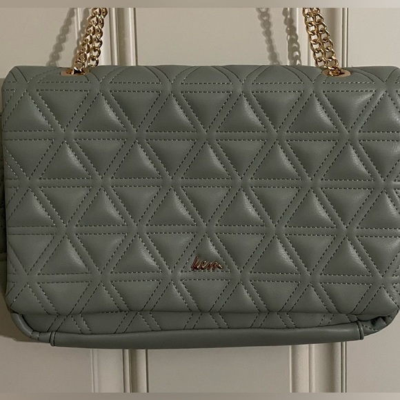 Gorgeous KEM Mint Green Purse (2023 Spring Collection) - Picture 2 of 10